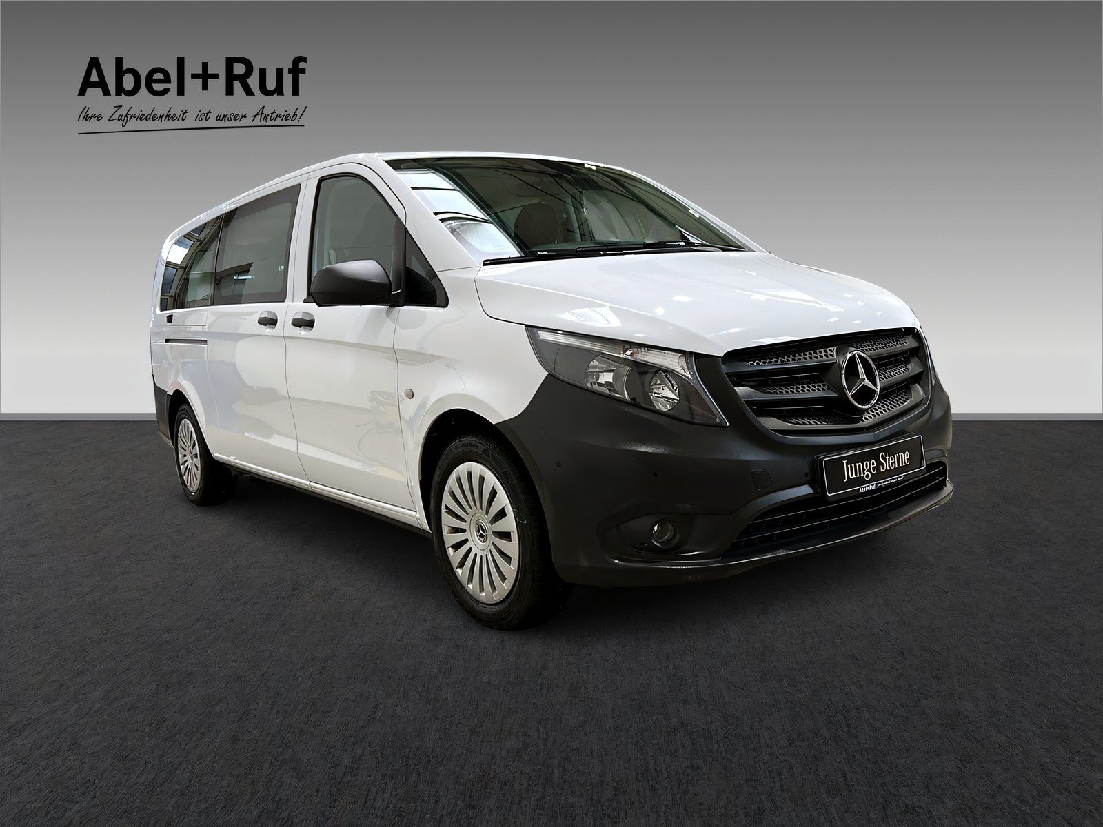Mercedes-Benz Vito 114 CDI Tourer PRO Extralang Kamer TotW DAB foto 6