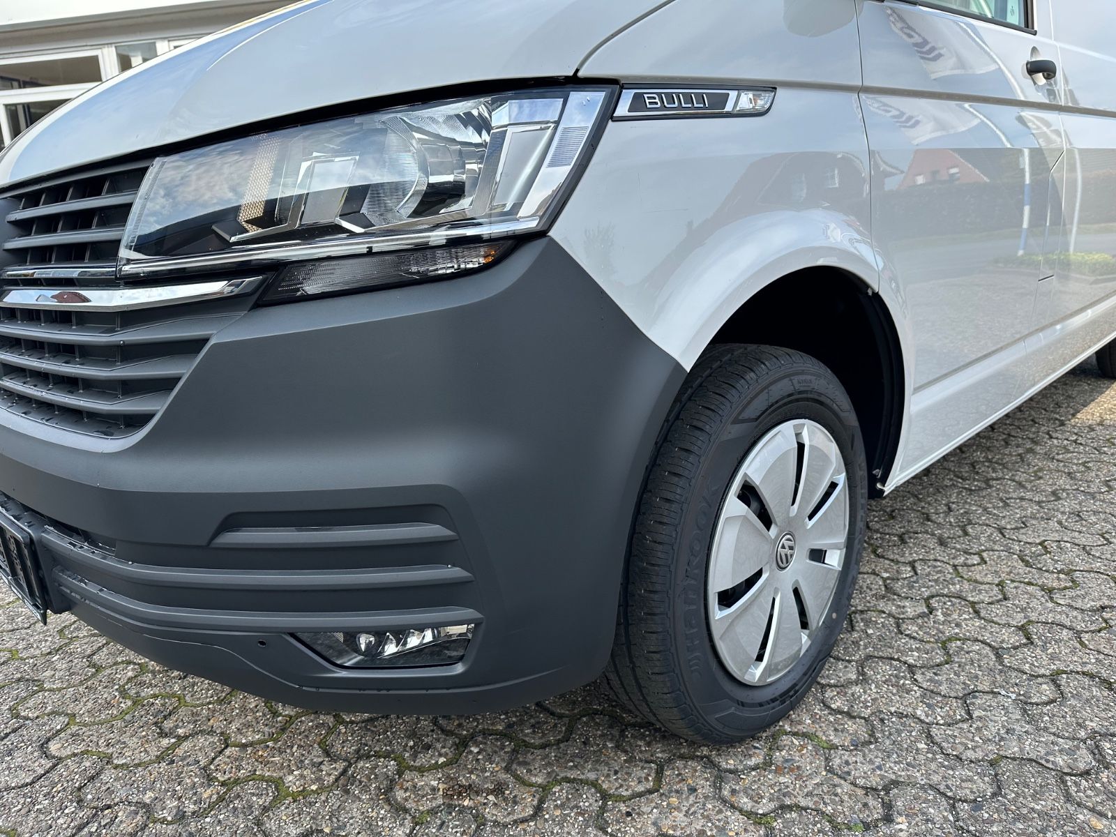 Fahrzeugabbildung Volkswagen T6.1 Transporter Kasten 2.0 TDI LR Klima/Tempom