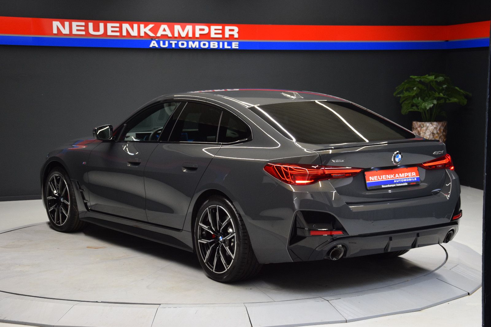 Fahrzeugabbildung BMW 420d Gran Coupé xDrive M sport HuD H&k ACC 360°