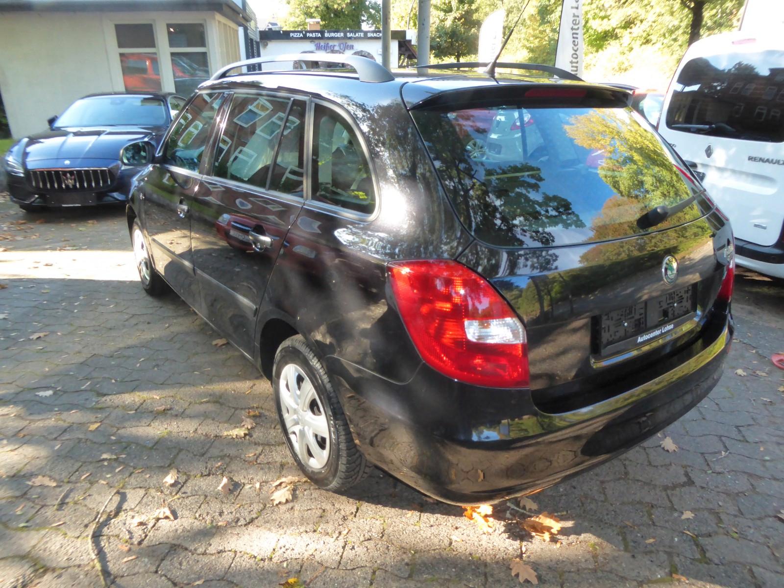 Skoda Fabia 2011 — photo 8