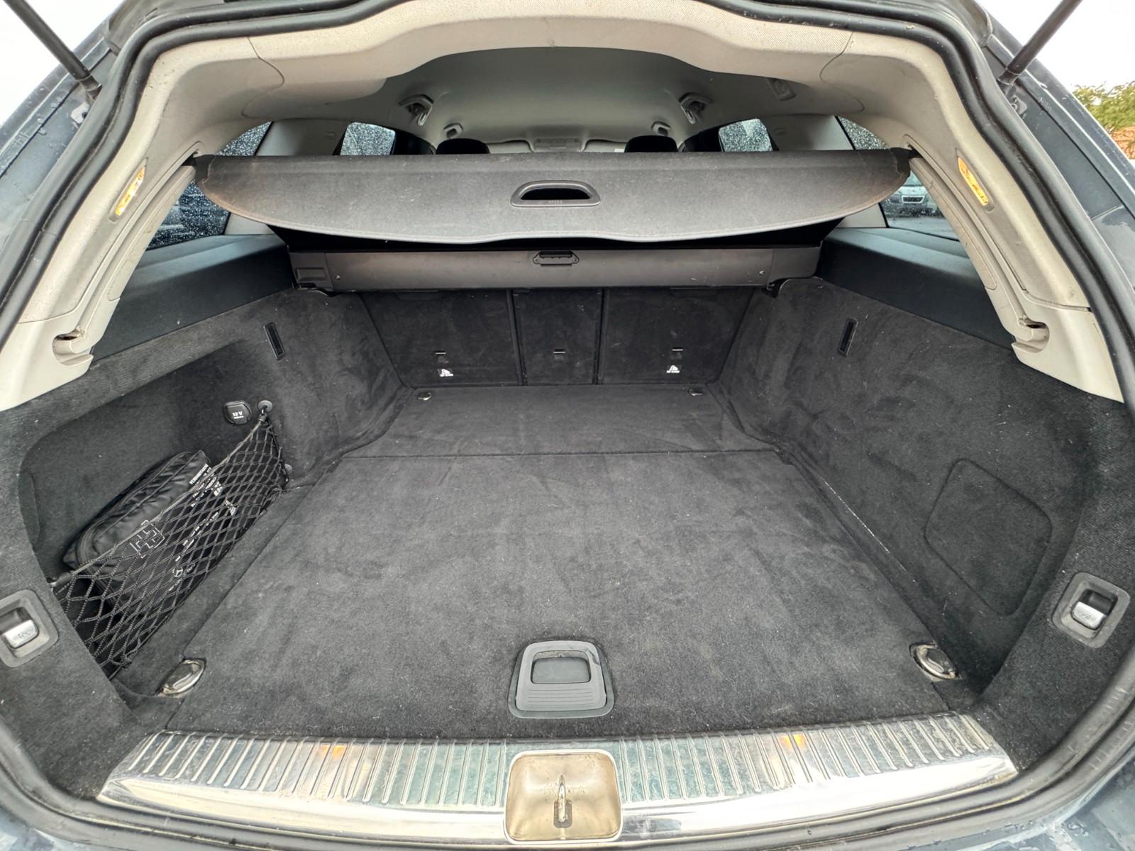 Mercedes-Benz C220 2014 — photo 9