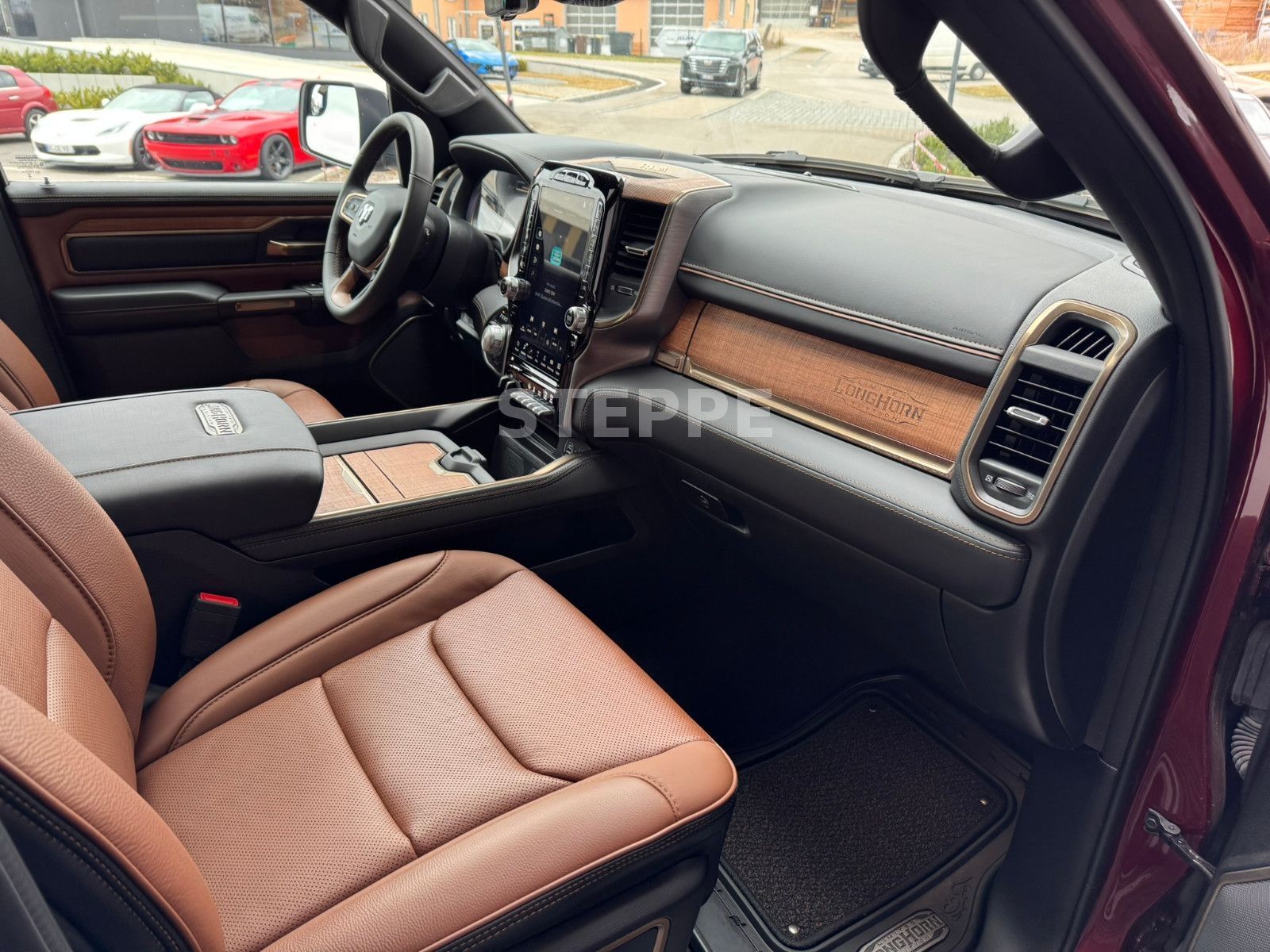 Dodge RAM 1500 5,7 V8 LONGHORN Luftfederung LPG AHK