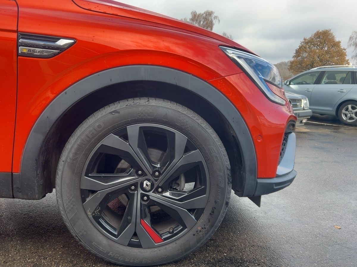 Fahrzeugabbildung Renault Arkana R.S. LINE TCe 140 EDC +WKR Alu