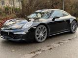 Porsche 911 Carrera 4 Black Edition - Porsche: 911e