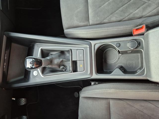 Volkswagen Golf *Life* 2.0 TDi *Panoramadach*LED*Navi*AHK*, миниатюра 16