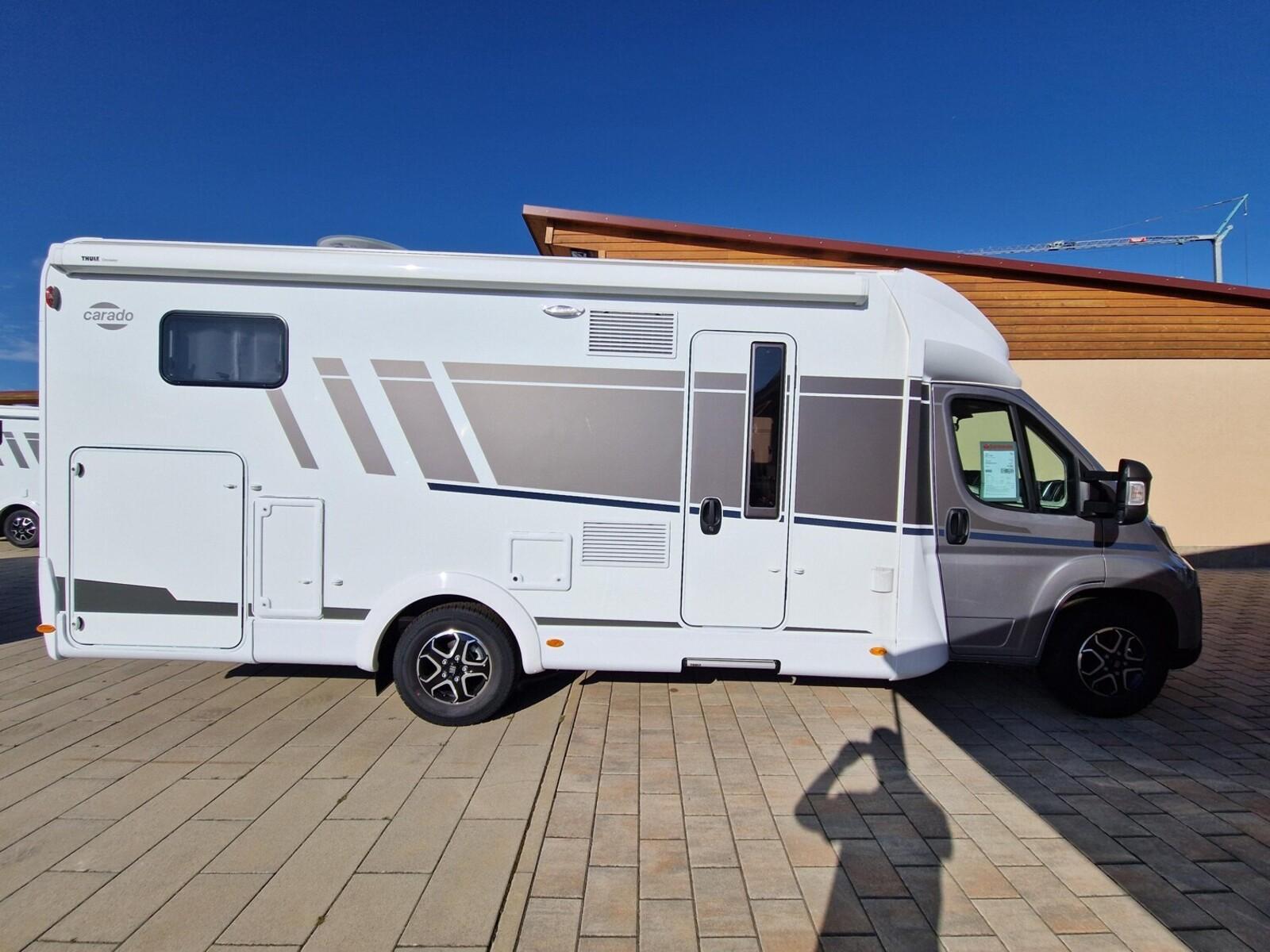 Carado pro+ T 447 Rahmenfenster, Hubbett, Allwetterreif