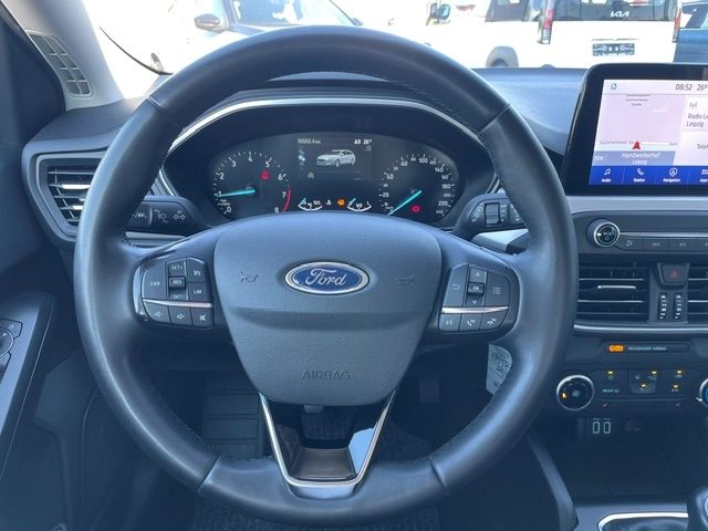 Fahrzeugabbildung Ford Focus Cool & Connect Kamera LED Navi PDC