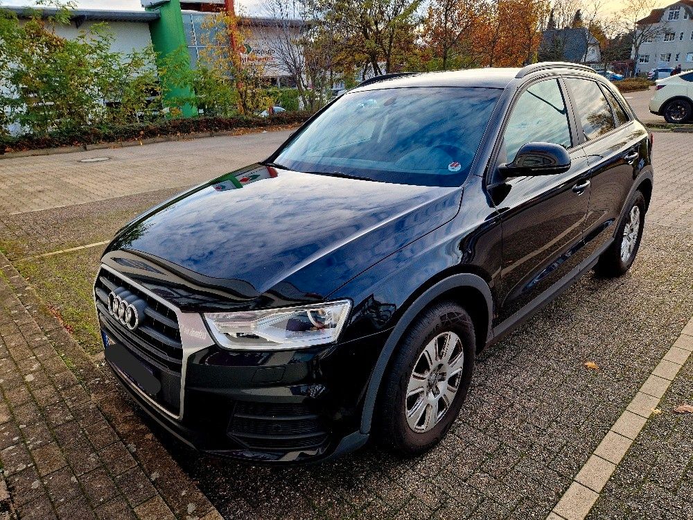 AUDI Q3 2.0 TDI S tronic quattro - scheckheftgepflegt