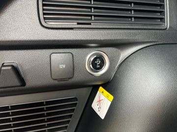 Bild 16 Ford Kuga ST-Line Sportpaket AHK-el. klappb. El. Pano