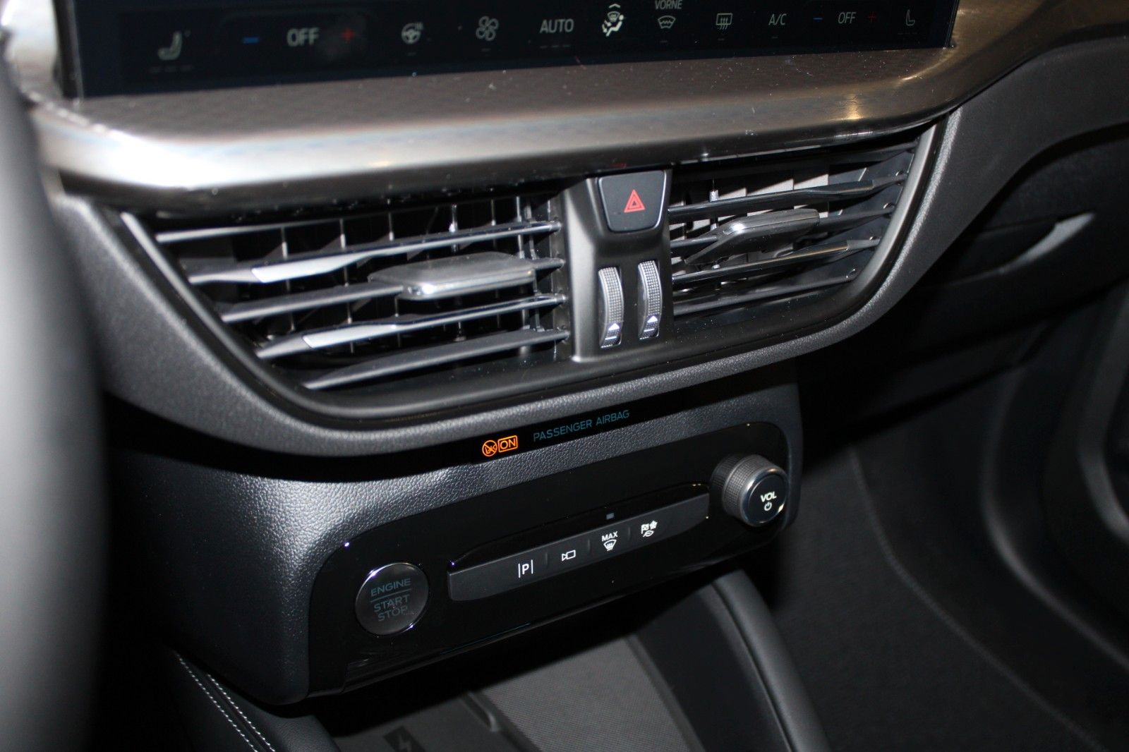 Fahrzeugabbildung Ford Kuga 2.5 Duratec FHEV Sound Edition X ECVT