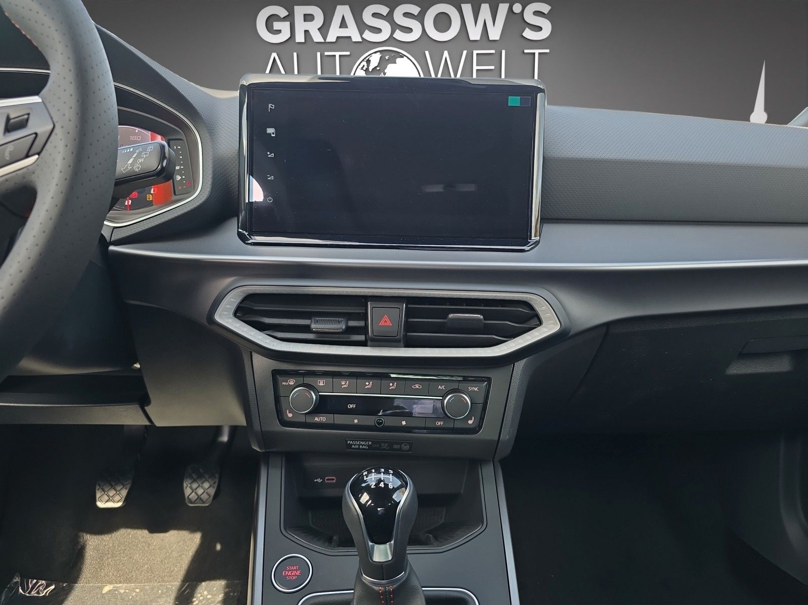 Fahrzeugabbildung SEAT Arona FR BlackEdition 1.0 TSi LED/ NAVI/ACC/SHZ