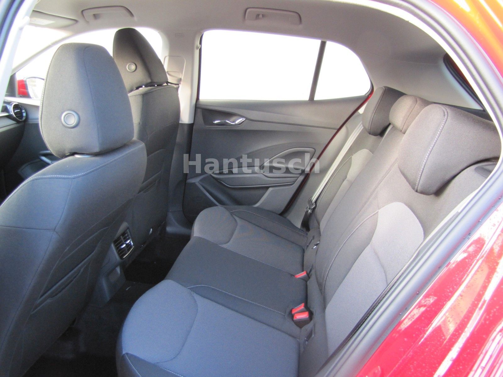 Fahrzeugabbildung SKODA Fabia Tour 1.0l TSI 116PS 7-Gang DSG