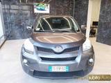 Toyota TOYOTA Urban Cruiser 1.4 D-4D AWD Luxury - graue Toyota Urban Cruiser