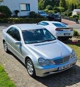 Mercedes-Benz Mercedes Benz C240 V6  *Standheizung* - Mercedes-Benz C 240 mit Benzin-Antrieb: Automatik
