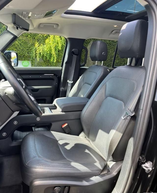 Land Rover LAND ROVER Defender 110 3.0D I6 250 CV AWD Auto  imagem 3