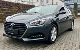 Hyundai i40 cw blue Trend *PDC v+h*SHZ* ST-Stopp - Hyundai i40 mit Diesel-Antrieb: Automatik