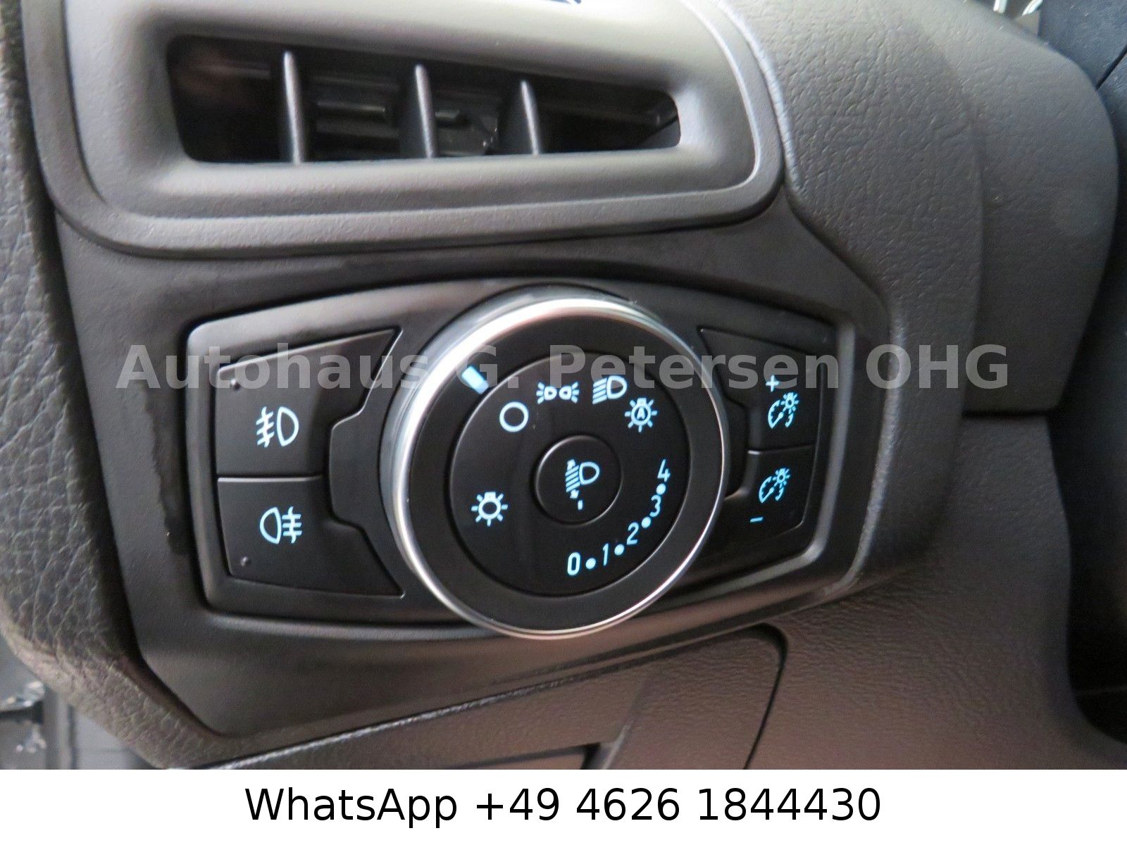 Fahrzeugabbildung Ford Focus Turnier Business*Klimaau*SHZ*Navi*APP