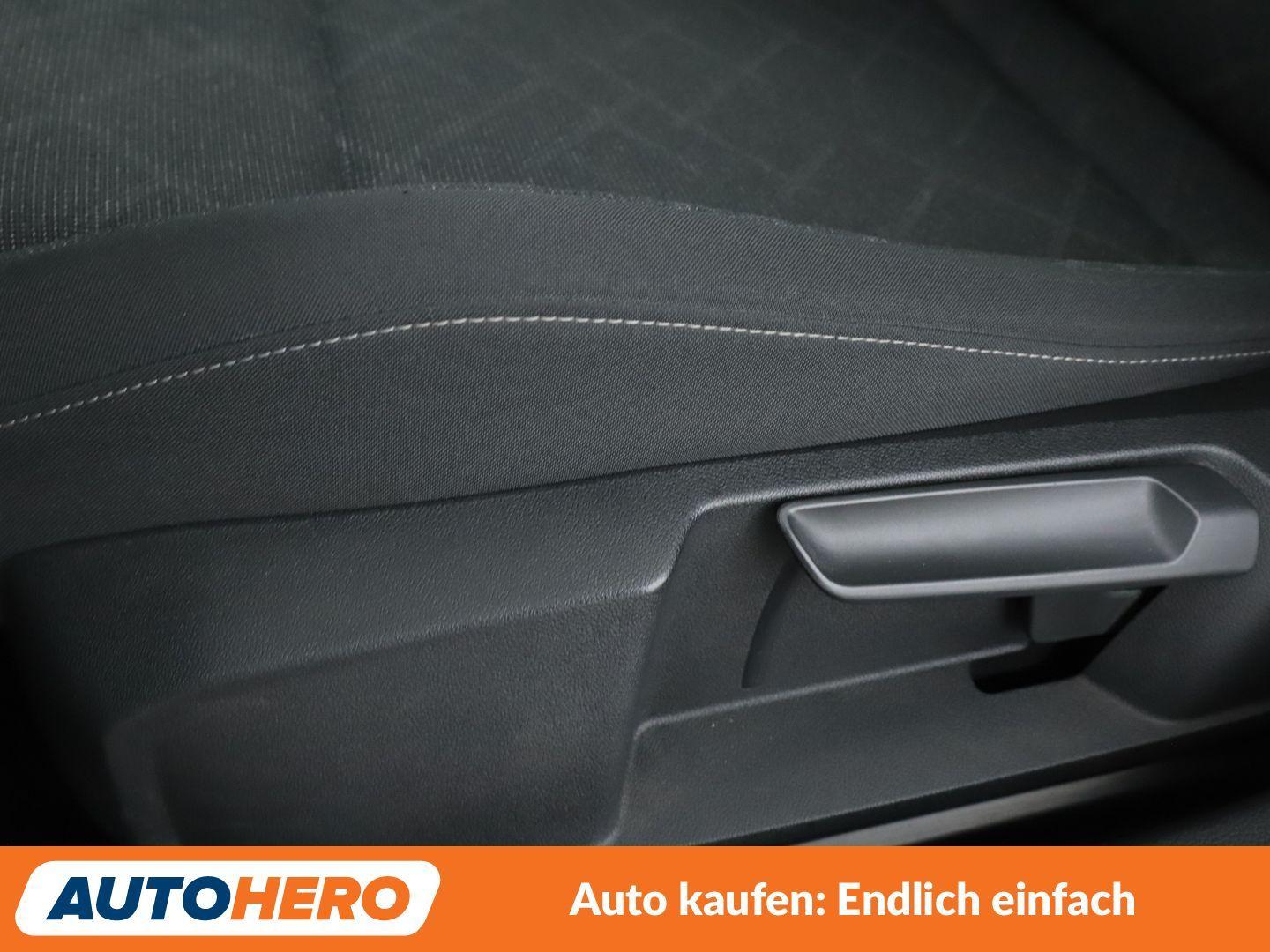 Volkswagen Golf VIII 1.5 TSI ACT Life *NAV*ACC*PDC*SHZ*ALU*, миниатюра 26