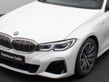 Fahrzeugabbildung BMW M340d xDr Tour HUD ACC Kamera 360° Pano HiFi