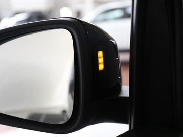 Volkswagen Caddy Maxi 1.5TSI DSG STYLE PANORAMA ACC KAMERA