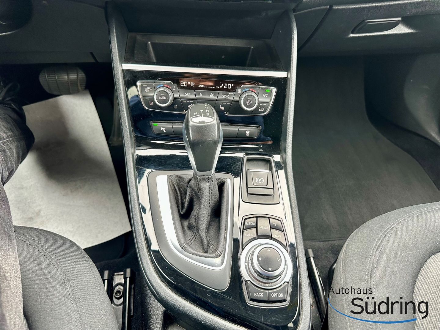 218 Active Tourer i Advantage Navi LED El Heckkl