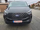 Ford Tourneo  320 L2 Titanium erst. 14 800 km !!! - scheckheftgepflegte Ford Gebrauchtwagen