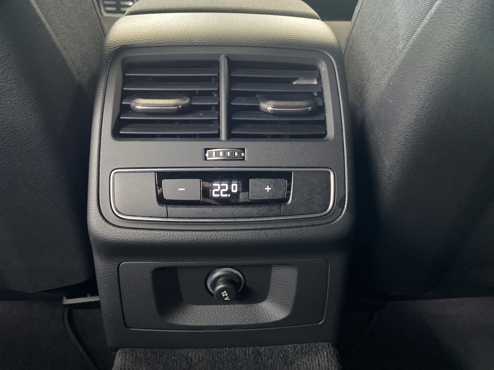 Audi A4 - Bild 15