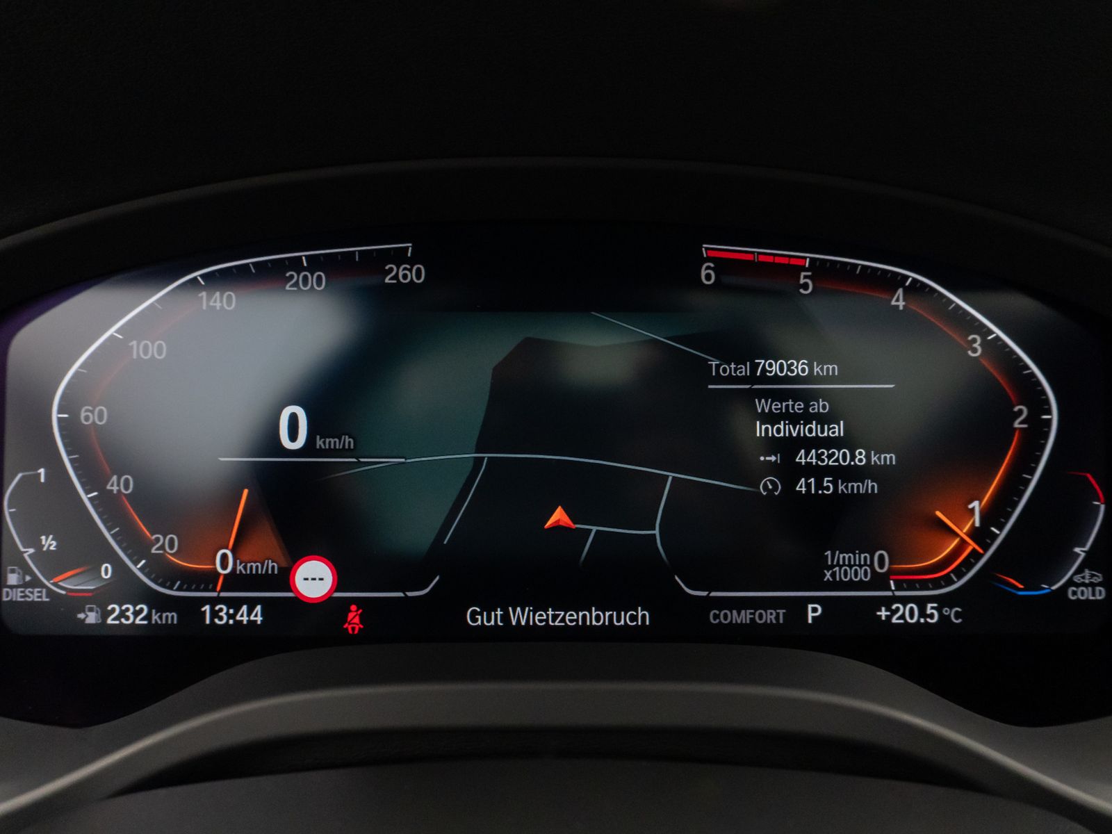Fahrzeugabbildung BMW X3 xD30d M Sport Panorama Kamera HUD HiFi 19Zoll