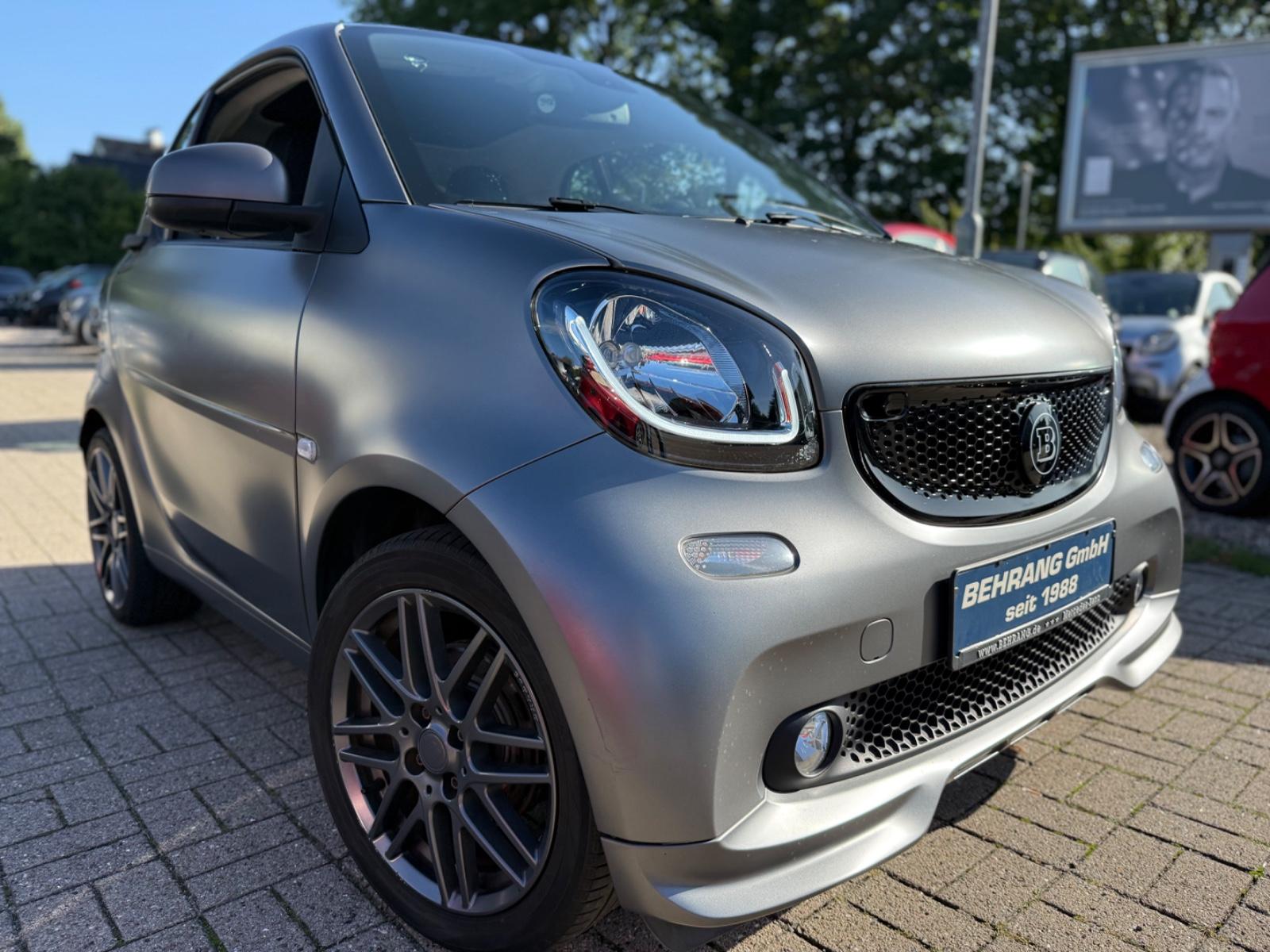 Smart ForTwo BRABUS*JBL*PANORAMA*KAMERA*NAVI*AMBIENTE*