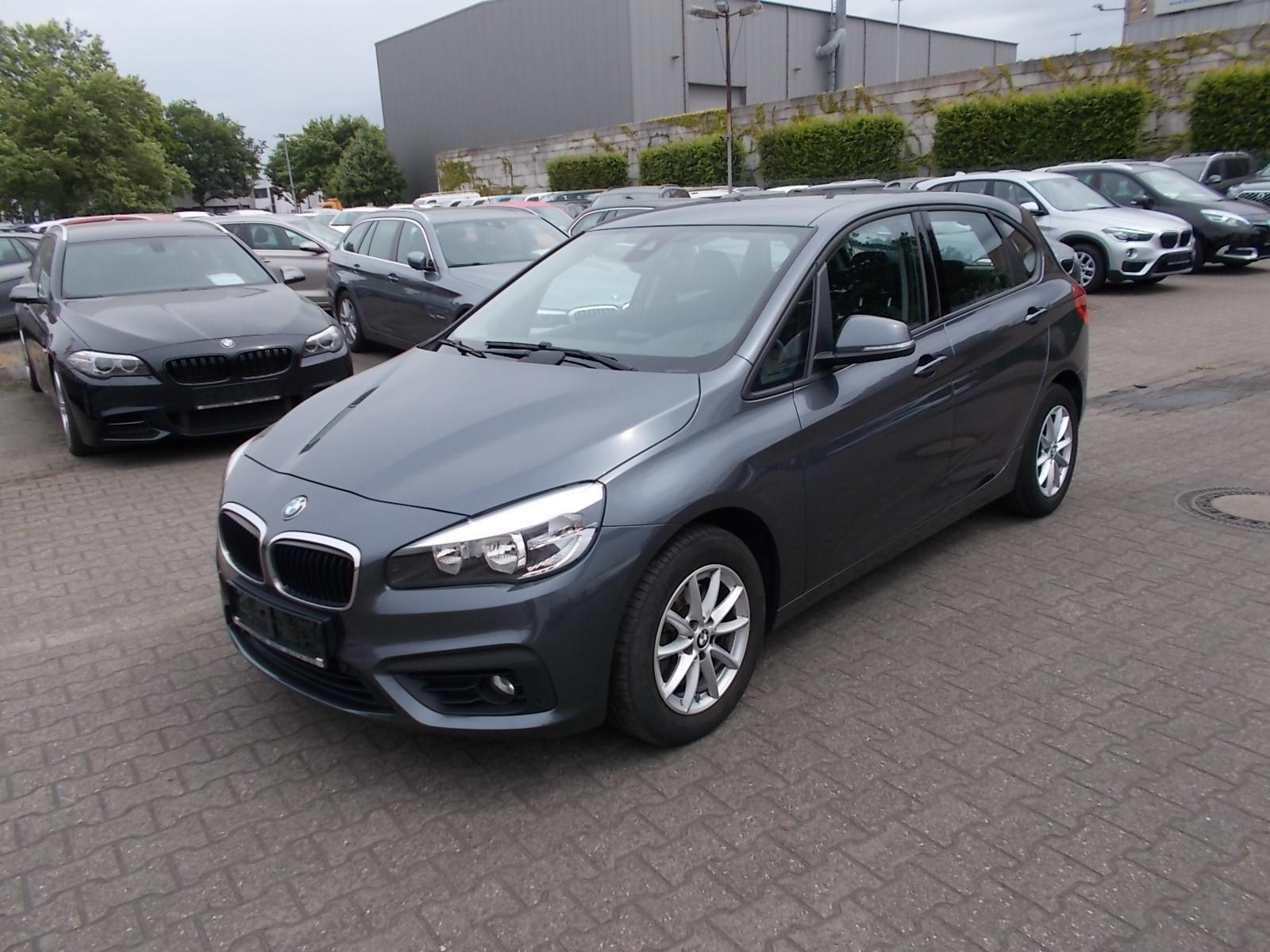 BMW 218i Active Tourer Avantage Navi SHZ Parkassist