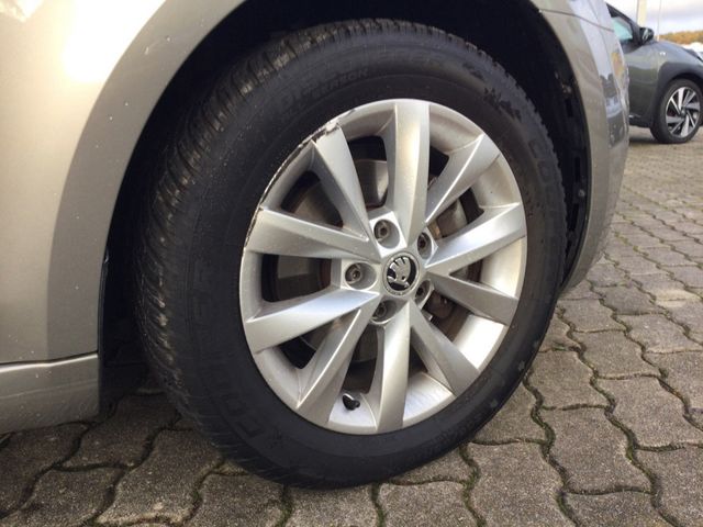 Octavia 1.4 TSI Style KLIMA PDC SITZHEIZUNG