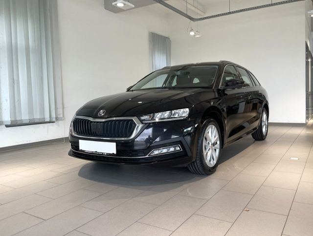 Skoda Octavia Combi 2.0 TDI DSG Style +NAVI+ACC imagem 2