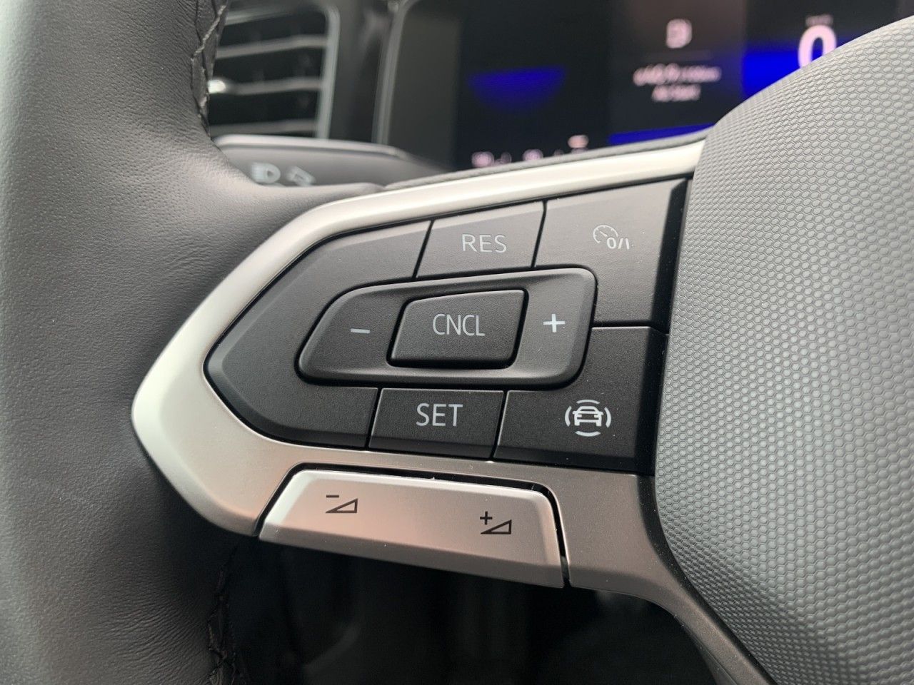 Fahrzeugabbildung Volkswagen Taigo Life 1.0 TSI+APP-CONNECT+SITZHEIZ+LED+PDC+