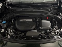 Fahrzeugabbildung BMW 218d AT Luxury Line -- AHK/Pano/DrivingProf/19LM