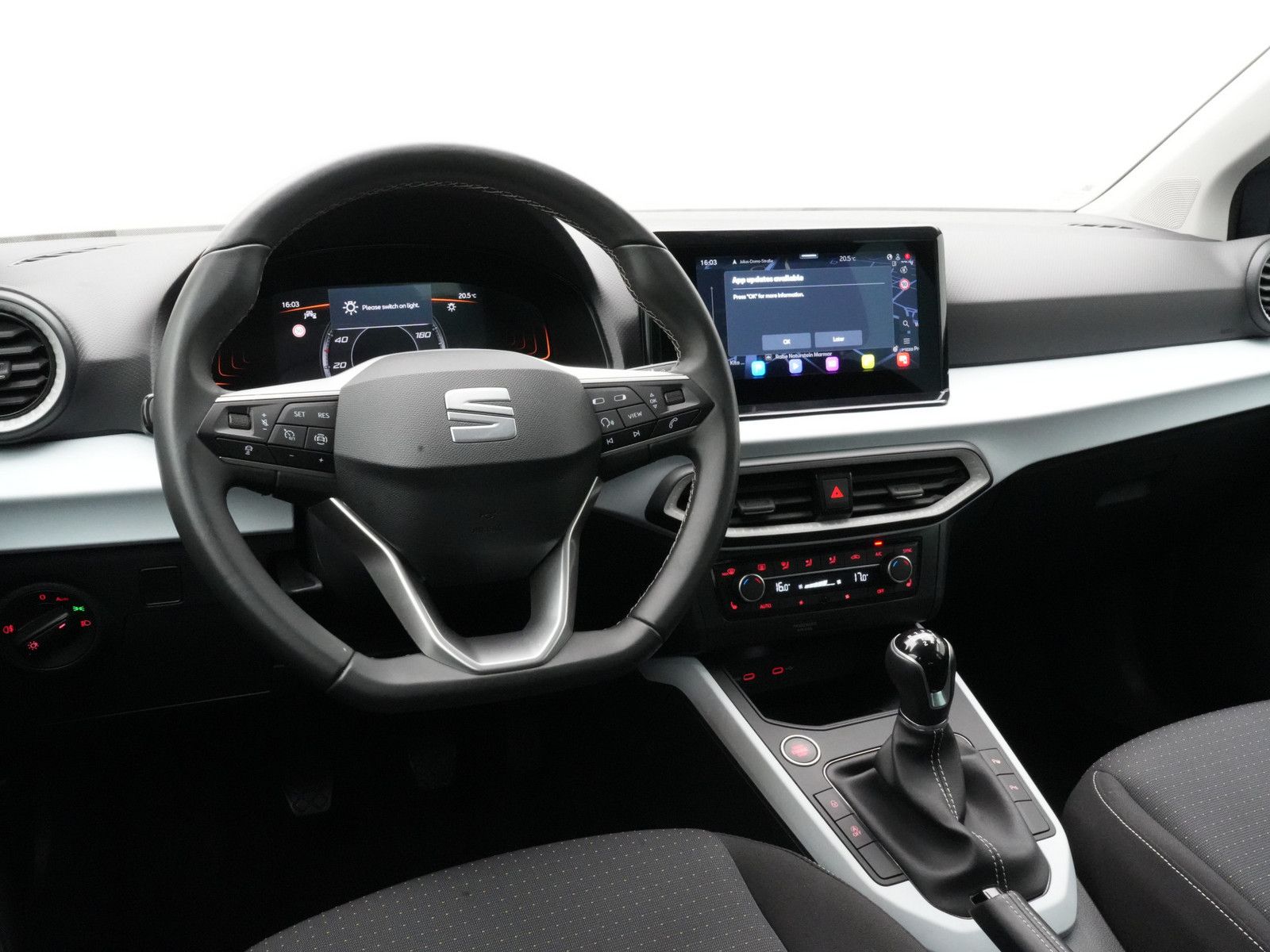 Seat Arona - Bild 4