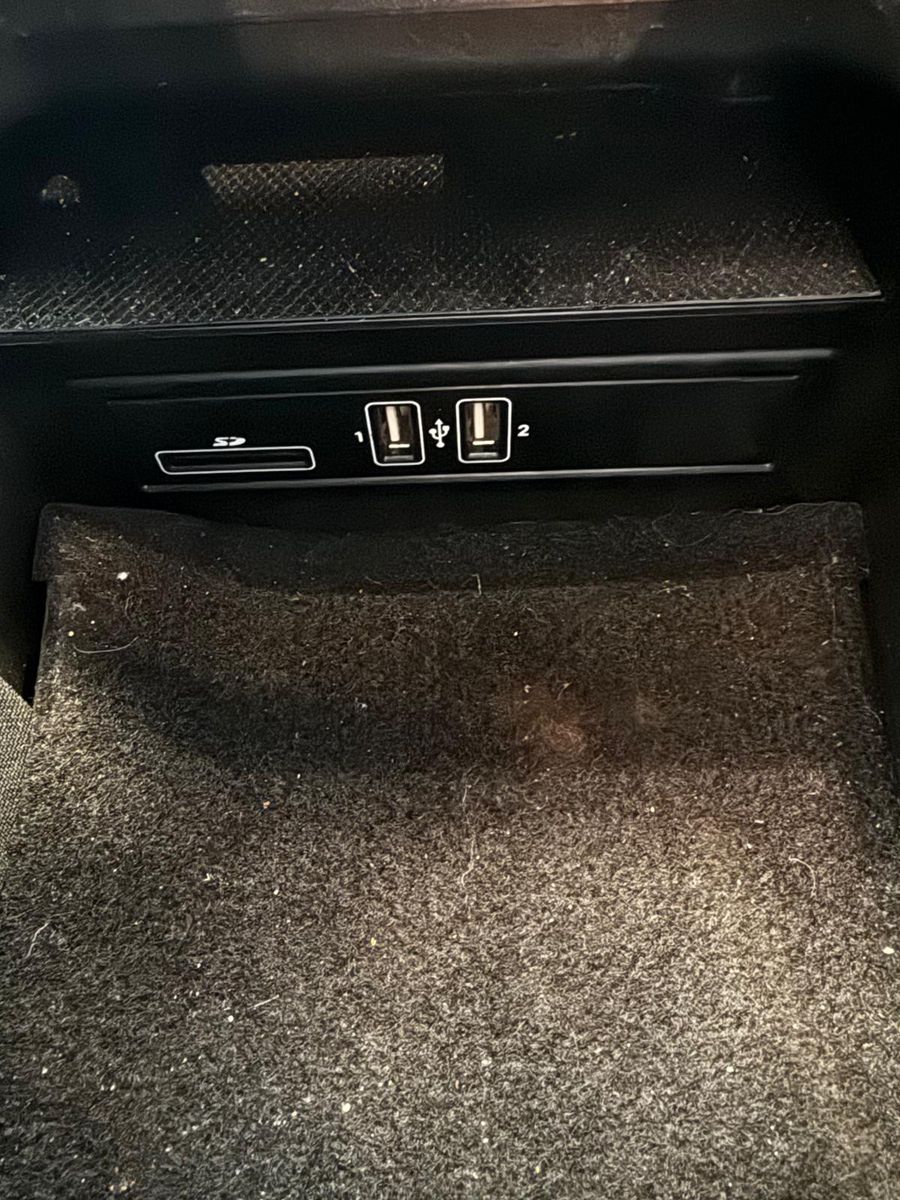 Fahrzeugabbildung Mercedes-Benz C 200 T-Modell AVANTGARDE/NAVI/KLIMA/