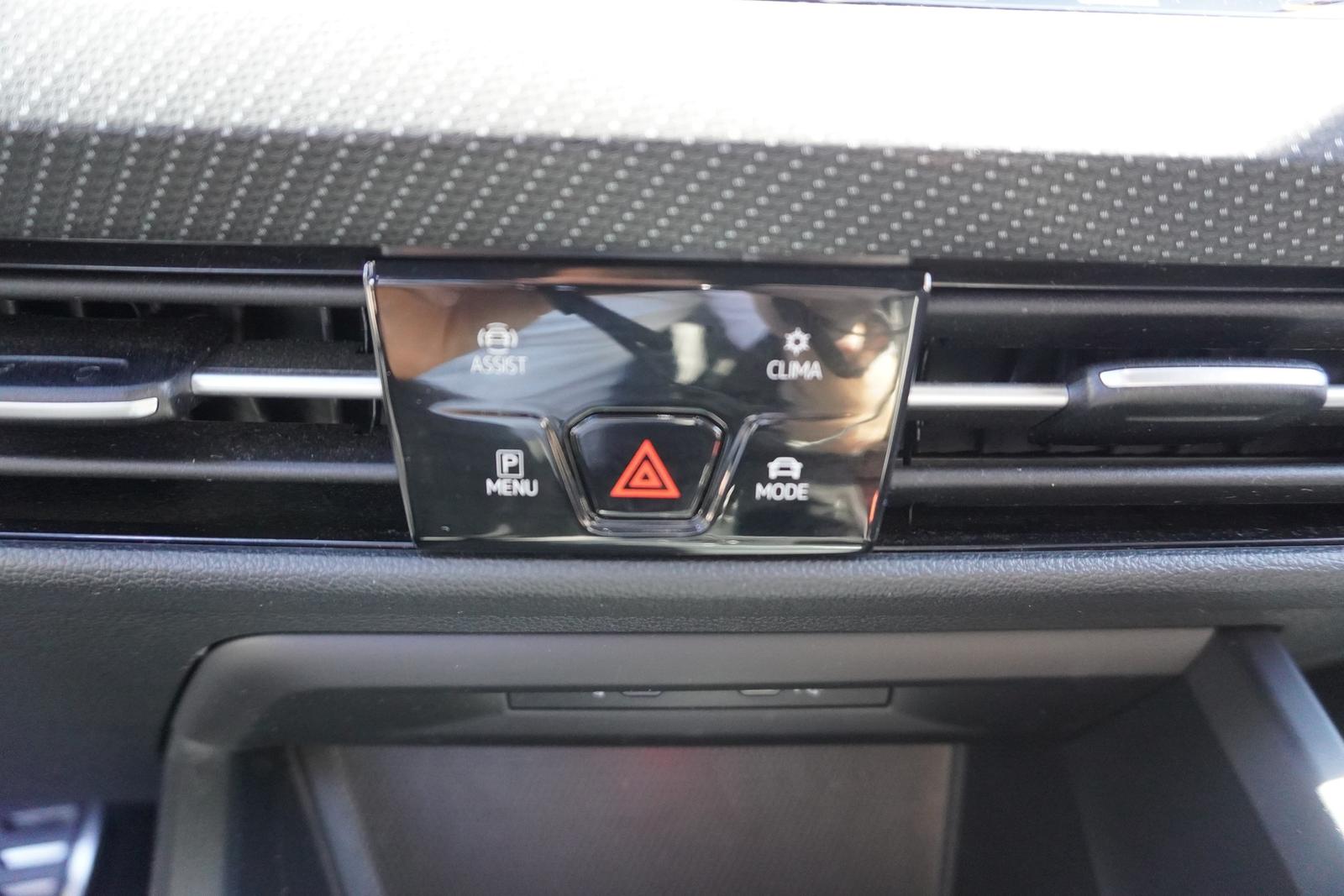 Volkswagen Golf VIII Variant eTSI DSG R-Line LED Navi ACC D, миниатюра 22