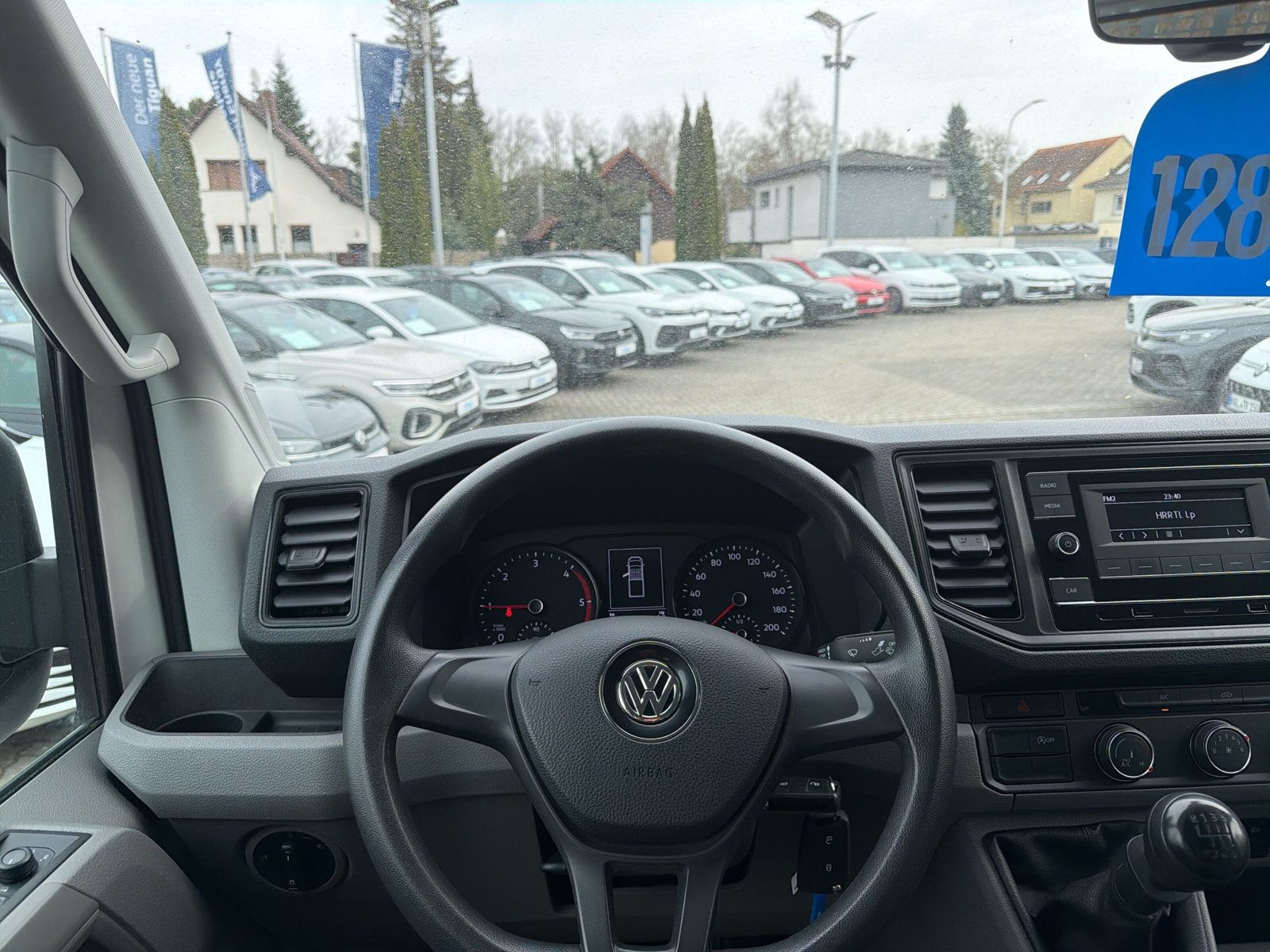 Crafter Pritsche 35 DOKA mittellang FWD