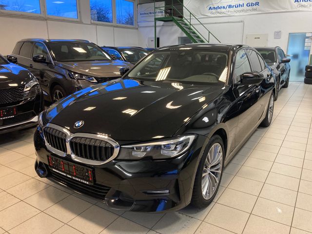 BMW 320 dA Lim Sport Line Navi LED Sthzg Kam. VC 18"