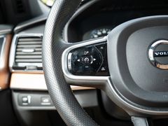 Volvo XC 90 – 16 / 30