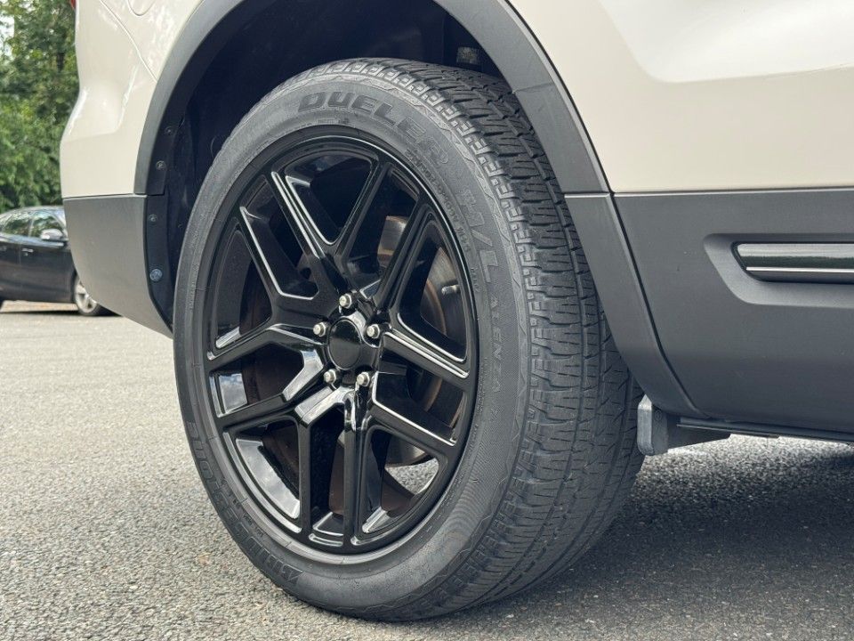 Fahrzeugabbildung Ford Explorer 3.5 Ecoboost 4x4 Sport Leder PDC
