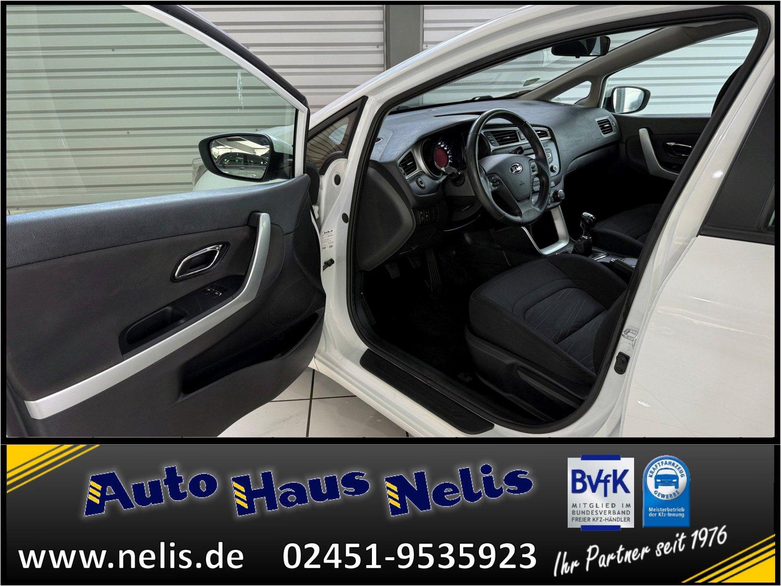 Kia Cee'd Sportswagon 1.4 CVVT Vision RadioCD MP3 US