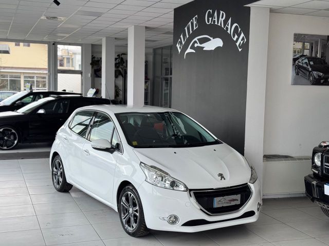 Peugeot 208 1.2 82cv Allure Neopatentati E6 60.0