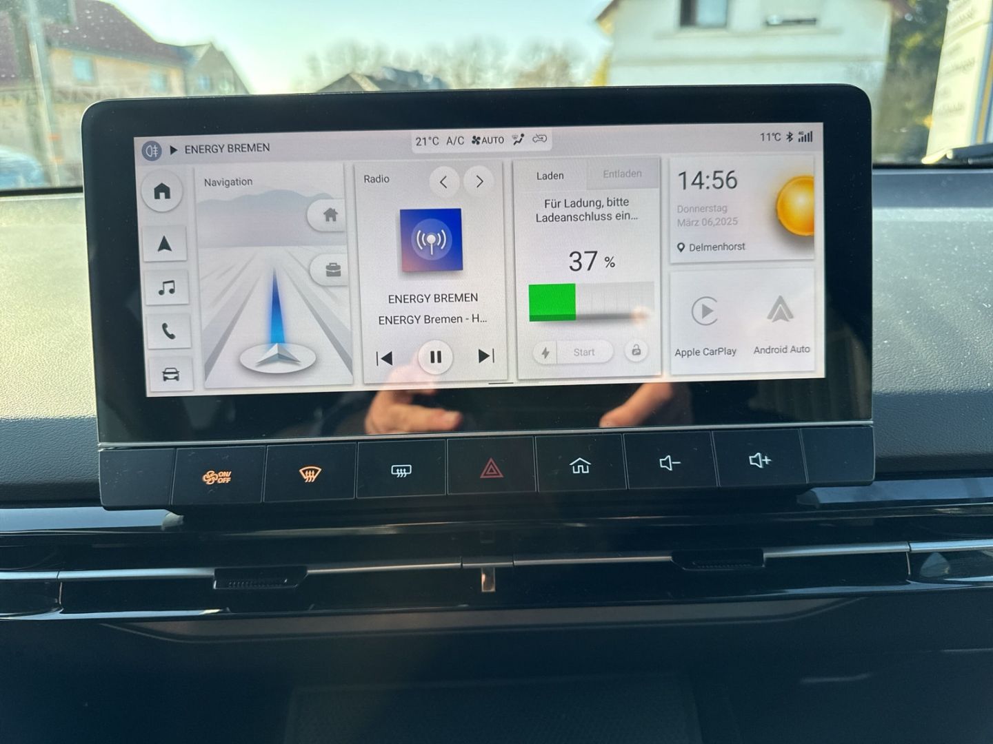 Fahrzeugabbildung MG MG4 4 Luxury 64KW Dienstwagen inkl. Winterräder
