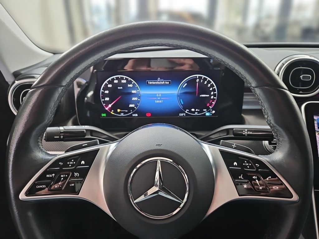 Fahrzeugabbildung Mercedes-Benz C 300 e Avantgarde Night LED Kamera SHZ Navi DAB