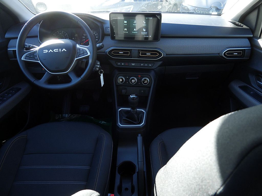 Fahrzeugabbildung Dacia Sandero Stepway Expression TCe 90