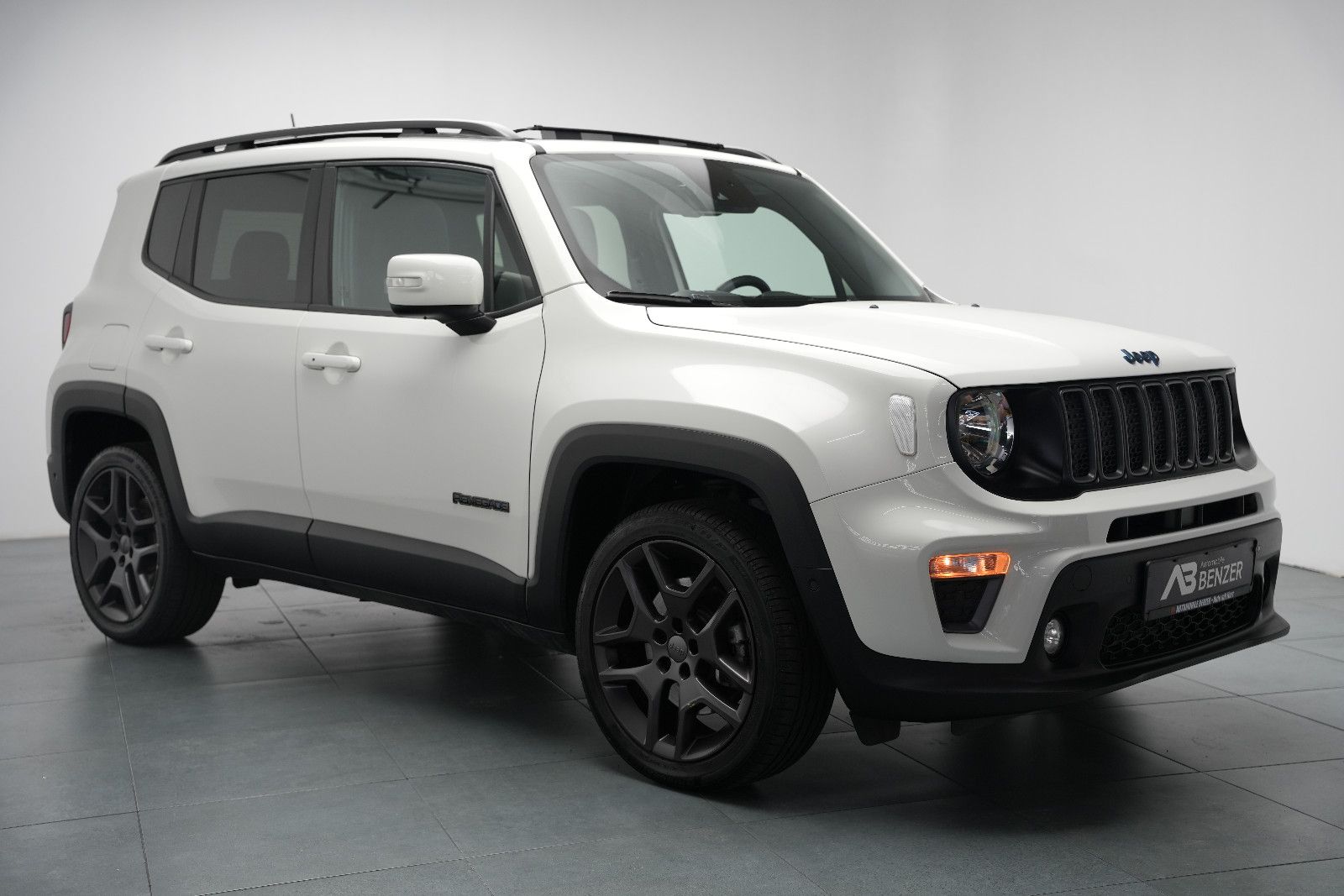 Fahrzeugabbildung Jeep Renegade S Plug-In-Hybrid 4xe *Panorama*Navi*SHZ