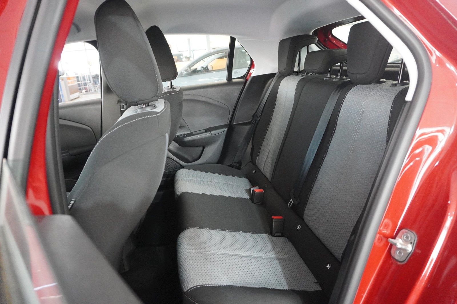 Fahrzeugabbildung Opel Corsa F 1.2 FACELIFT NAVI/LED/KAMERA/VIRTU./DAB+