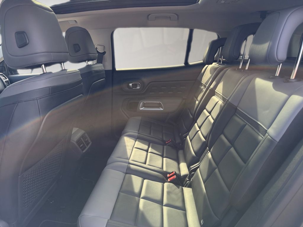 Fahrzeugabbildung Citroën C5 Aircross BlueHDI 130 S&S EAT8 SHINE PACK
