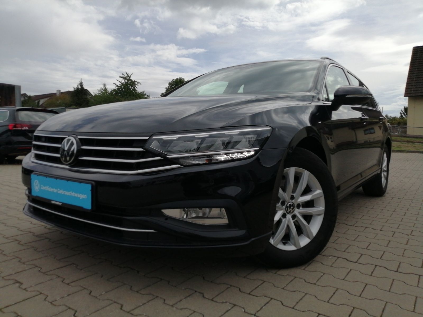 Volkswagen Passat Variant - Bild 18